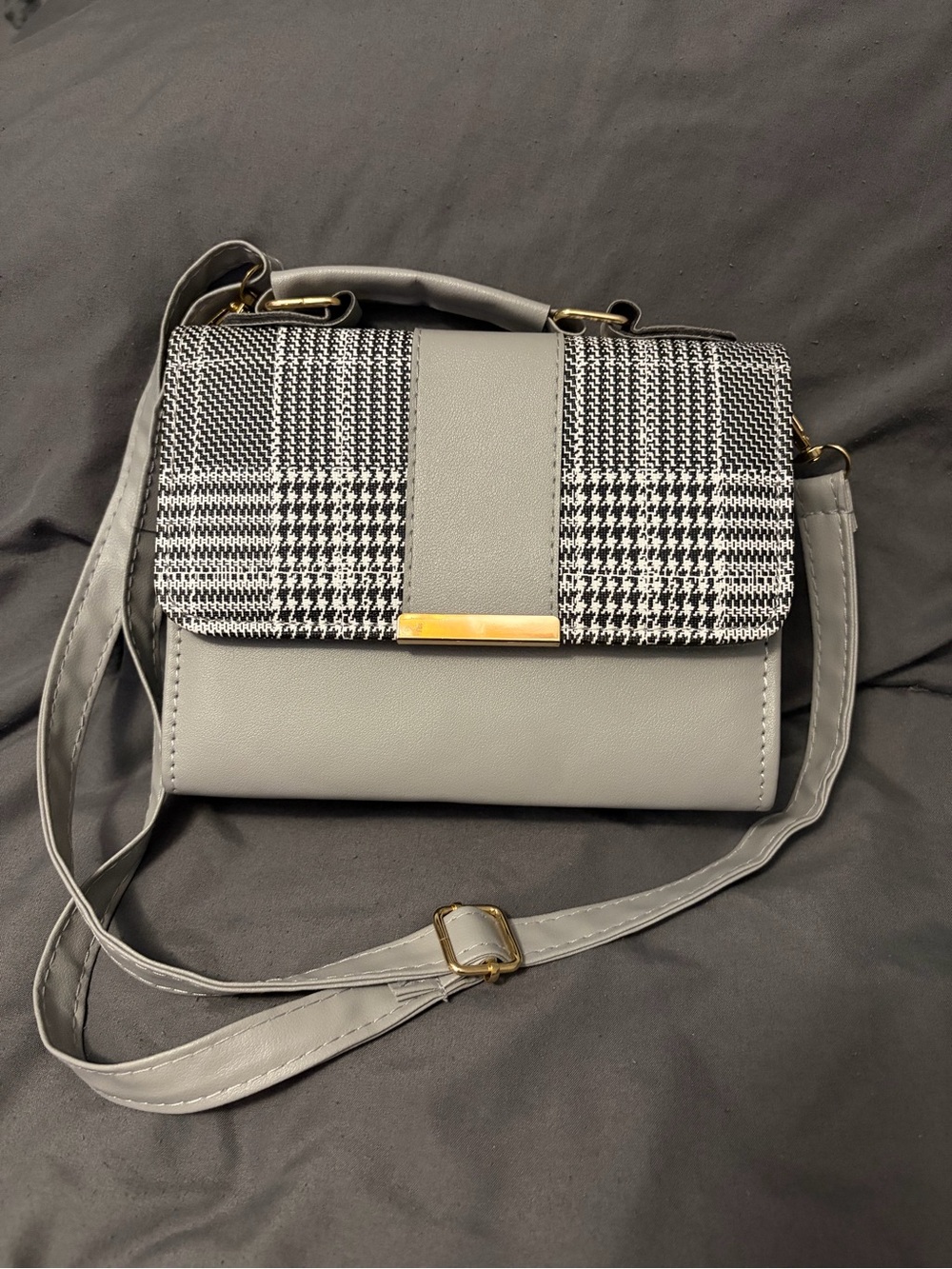 Women’s Grey Houndstooth Accent Crossbody Bag